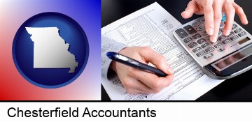 an accountant at work in Chesterfield, MO